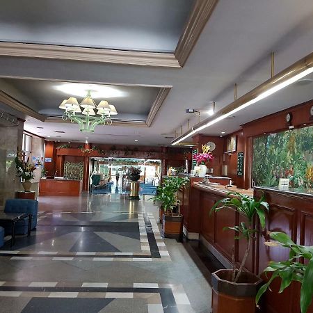 The Park Hotel Sukhumvit 7 Bangkok Ngoại thất bức ảnh