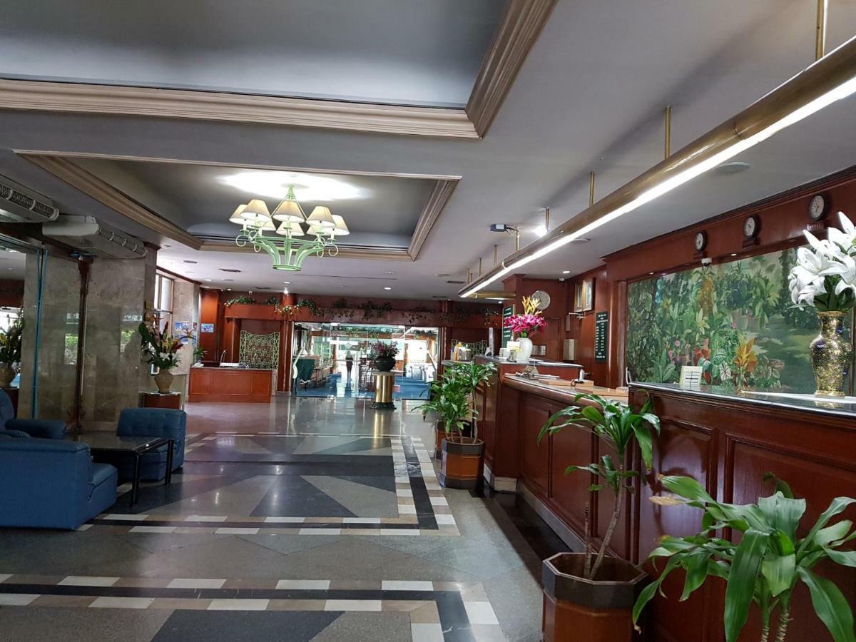 The Park Hotel Sukhumvit 7 Bangkok Ngoại thất bức ảnh