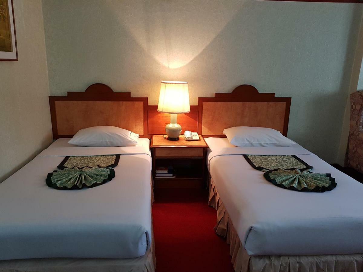 The Park Hotel Sukhumvit 7 Bangkok Ngoại thất bức ảnh