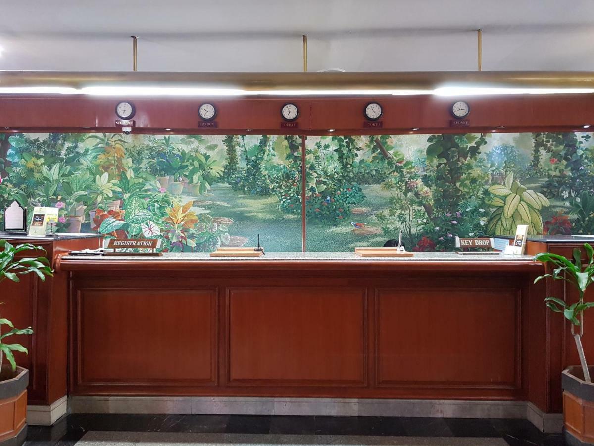 The Park Hotel Sukhumvit 7 Bangkok Ngoại thất bức ảnh