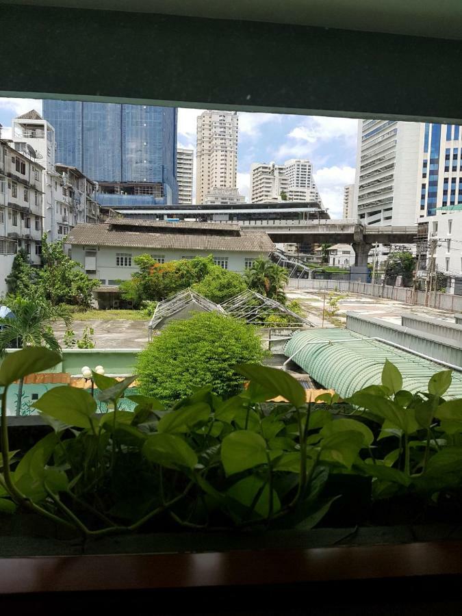 The Park Hotel Sukhumvit 7 Bangkok Ngoại thất bức ảnh